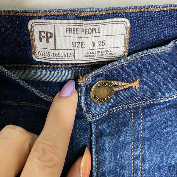 Free People Mid Rise Skinny Ankle Jeans - Picture 4 of 6